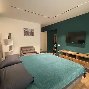 https://downtown-studio-apartments.albaniahotels.org